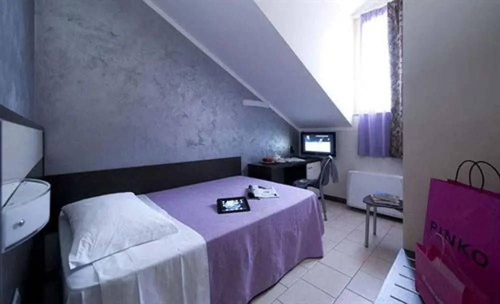 Hotel Ideale Milan